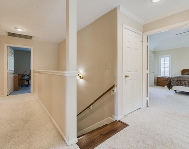 1703 Stemply Court - Photo Thumbnail 23