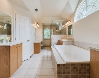 1703 Stemply Court - Photo Thumbnail 36