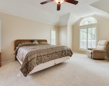1703 Stemply Court - Photo Thumbnail 32