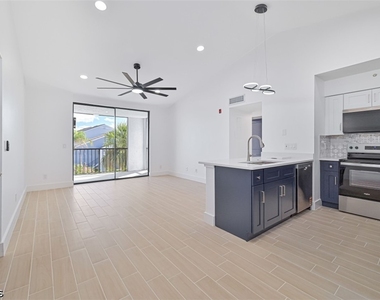 13521 Eagle Ridge Drive - Photo Thumbnail 10