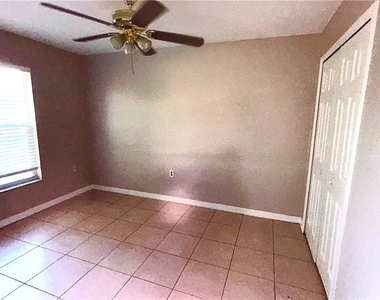 10738 Cocoatree Court - Photo Thumbnail 9