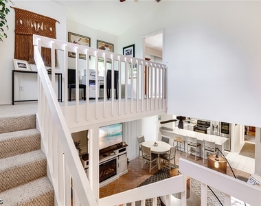 13740 Downing Lane - Photo Thumbnail 25