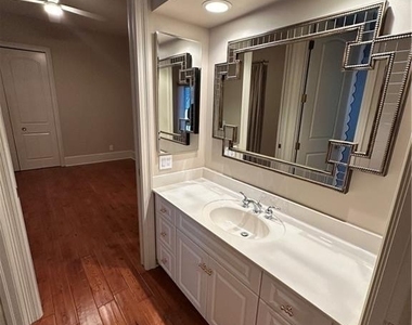 10020 Magnolia Pointe - Photo Thumbnail 22