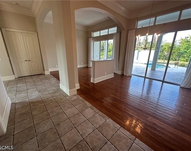 10020 Magnolia Pointe - Photo Thumbnail 6