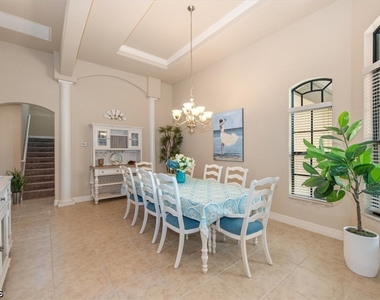 1614 Nw 43rd Avenue - Photo Thumbnail 5