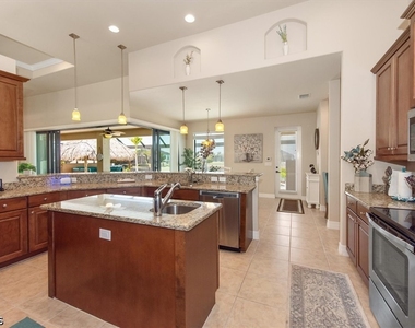 1614 Nw 43rd Avenue - Photo Thumbnail 9