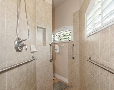 1614 Nw 43rd Avenue - Photo Thumbnail 15