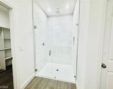 9011 Penny Circle - Photo Thumbnail 9