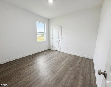 9011 Penny Circle - Photo Thumbnail 4