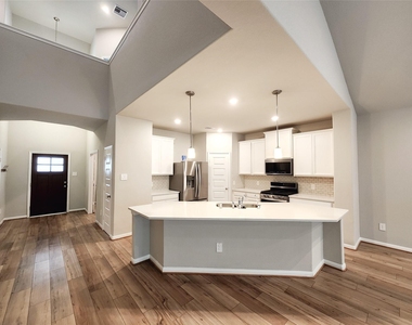 10714 Cliffs View Dr Drive - Photo Thumbnail 6