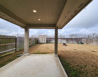 10714 Cliffs View Dr Drive - Photo Thumbnail 29