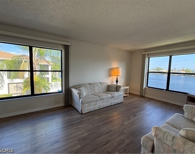 123 Sw 47th Terrace - Photo Thumbnail 20