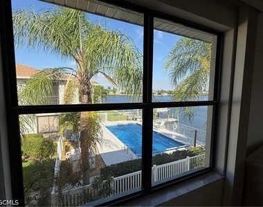 123 Sw 47th Terrace - Photo Thumbnail 24