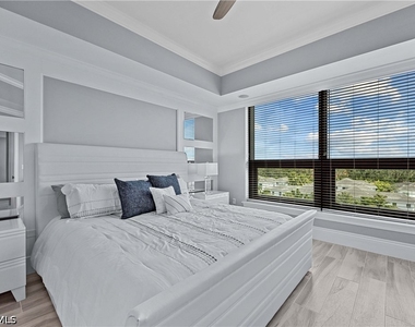 9115 Strada Place - Photo Thumbnail 11