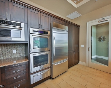 9115 Strada Place - Photo Thumbnail 15