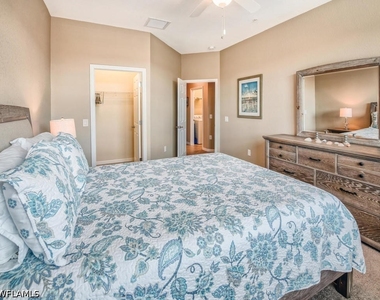9484 Casoria Court - Photo Thumbnail 16