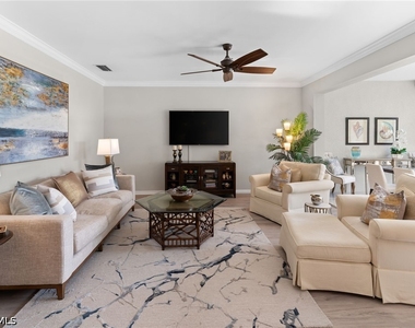 1540 Clermont Drive - Photo Thumbnail 2