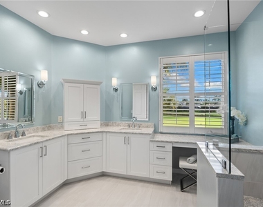 1540 Clermont Drive - Photo Thumbnail 13