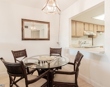 1022 Manatee Road - Photo Thumbnail 23