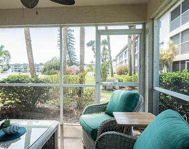 1022 Manatee Road - Photo Thumbnail 3