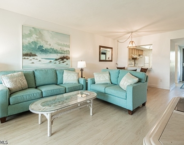 1022 Manatee Road - Photo Thumbnail 28