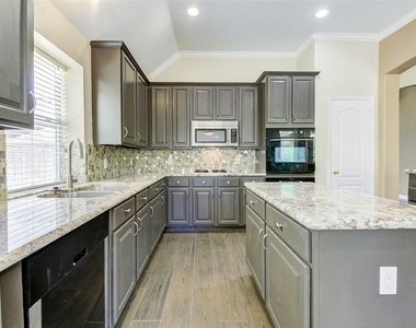 14407 Jessica Falls Circle - Photo Thumbnail 8