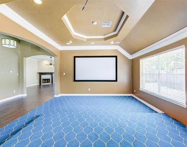 14407 Jessica Falls Circle - Photo Thumbnail 7