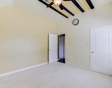 14407 Jessica Falls Circle - Photo Thumbnail 24