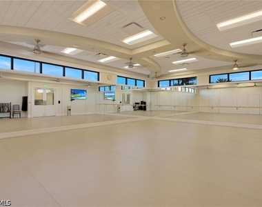 9525 Ironstone Terrace - Photo Thumbnail 32