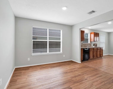 7215 Cool Springs Court - Photo Thumbnail 7