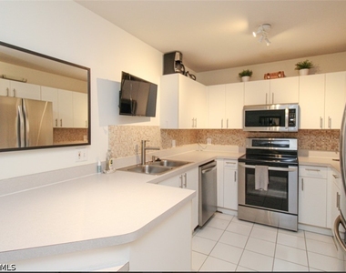 519 Roma Court - Photo Thumbnail 16