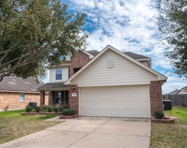 2707 Troy Drive - Photo Thumbnail 1