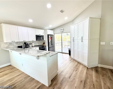 27594 Shore Drive - Photo Thumbnail 11