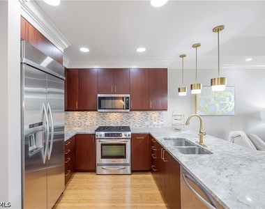 9123 Strada Place - Photo Thumbnail 8
