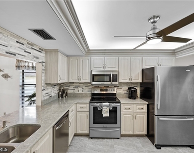 500 Misty Pines Circle - Photo Thumbnail 11
