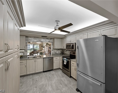 500 Misty Pines Circle - Photo Thumbnail 8
