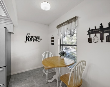 500 Misty Pines Circle - Photo Thumbnail 10