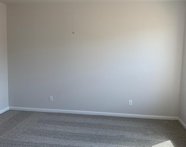 8022 Cliffside Terrace Ct - Photo Thumbnail 20