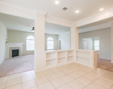 6811 Gonzales Point - Photo Thumbnail 24