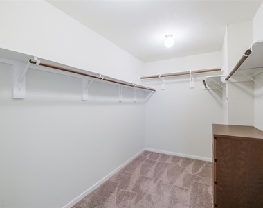 6811 Gonzales Point - Photo Thumbnail 34
