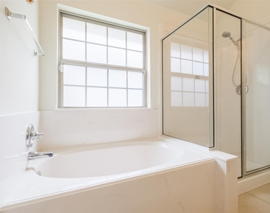 6811 Gonzales Point - Photo Thumbnail 31