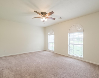 6811 Gonzales Point - Photo Thumbnail 35