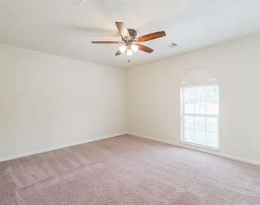 6811 Gonzales Point - Photo Thumbnail 20
