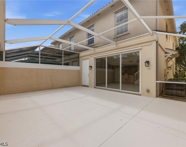 7821 Veronawalk Boulevard - Photo Thumbnail 25