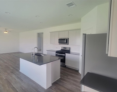 5108 Marcasca Drive - Photo Thumbnail 12