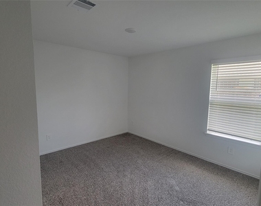 5108 Marcasca Drive - Photo Thumbnail 25