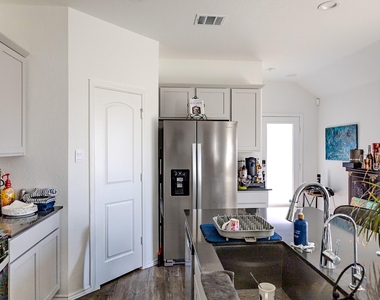 5108 Marcasca Drive - Photo Thumbnail 37