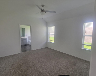5108 Marcasca Drive - Photo Thumbnail 14