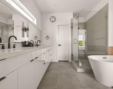 3402 Luca Street - Photo Thumbnail 13