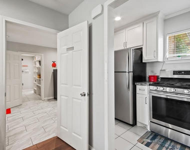 5302 Treaschwig Road - Photo Thumbnail 36